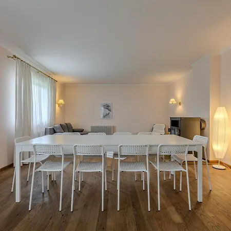 Hahnenkamm Residenz Apartment Kitzbuhel